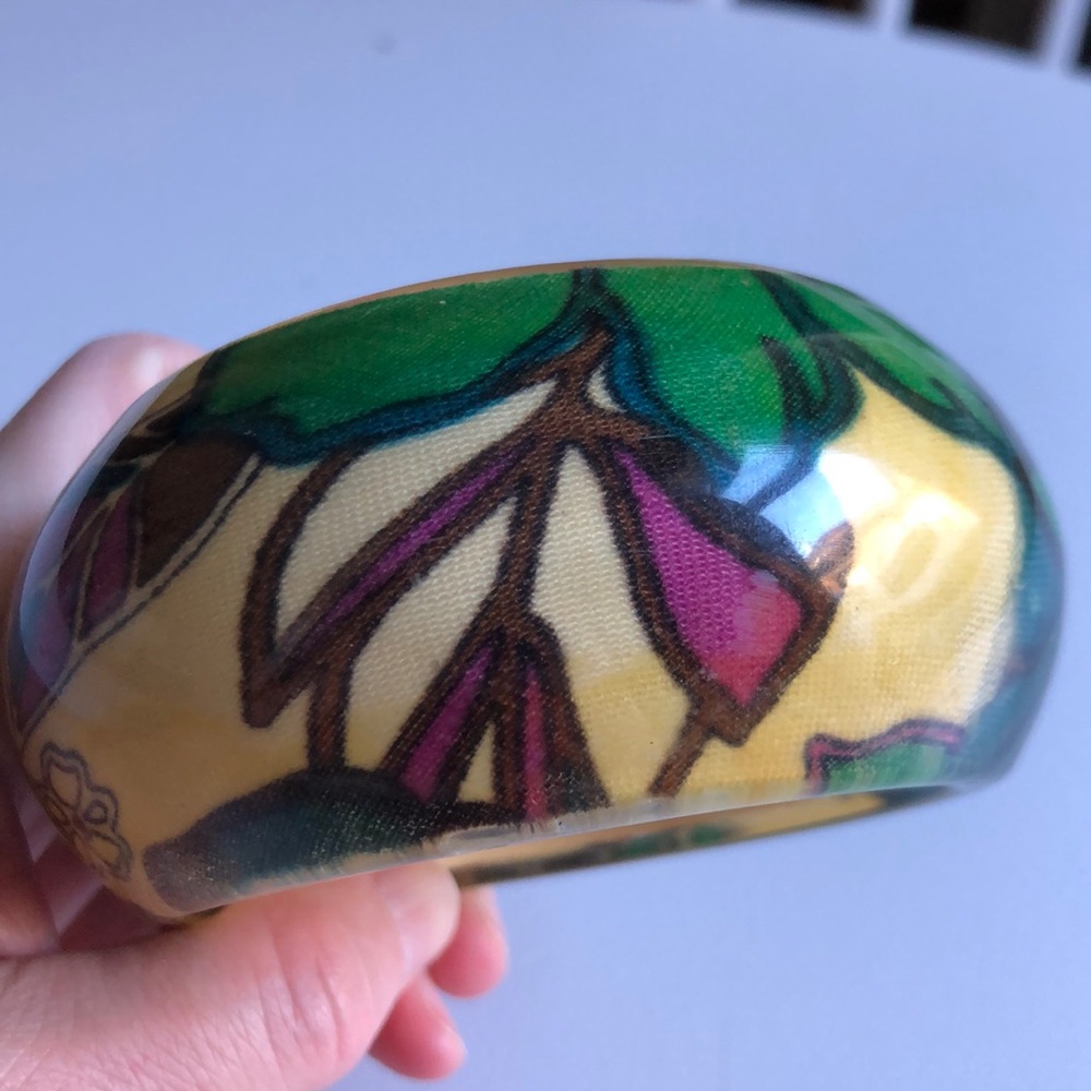 Vintage inspired bangle bracelet - Picture 2 of 3
